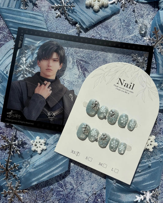 Zayne Snowbound Heart Handmade Press-on Nails